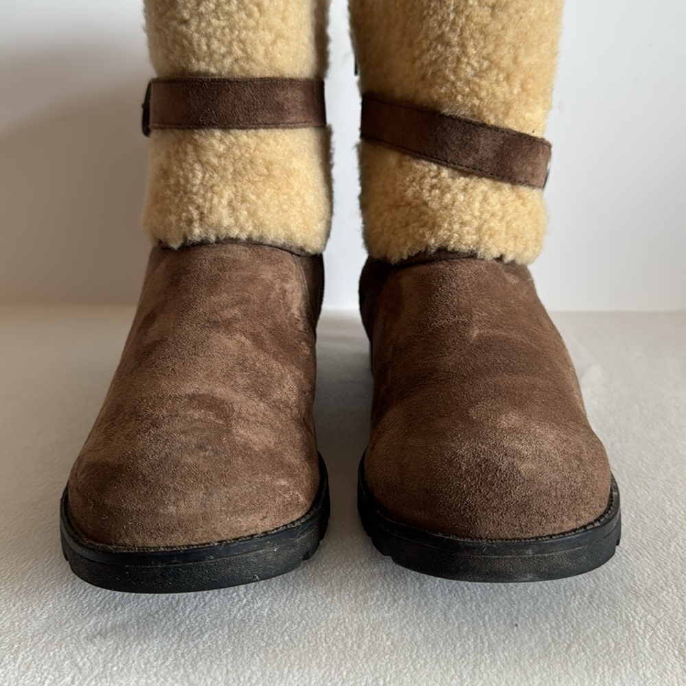 Ugg Suede Boots - Picture 3 of 14